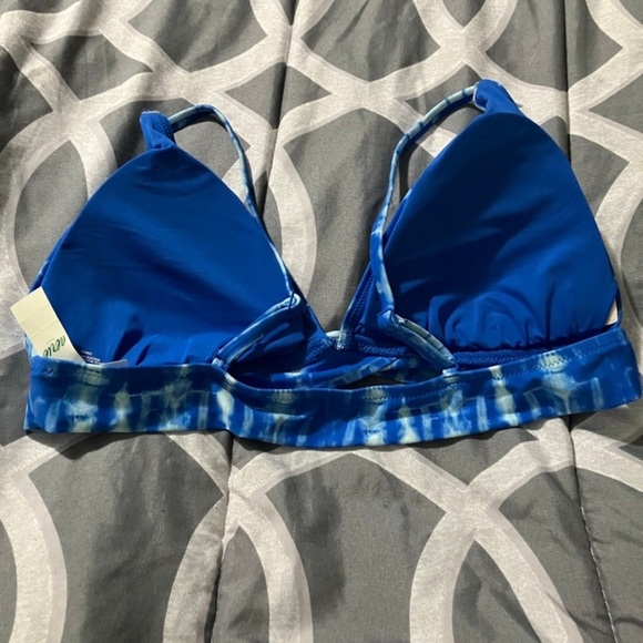 Aerie Blue Triangle Bikini Top - Picture 2 of 6